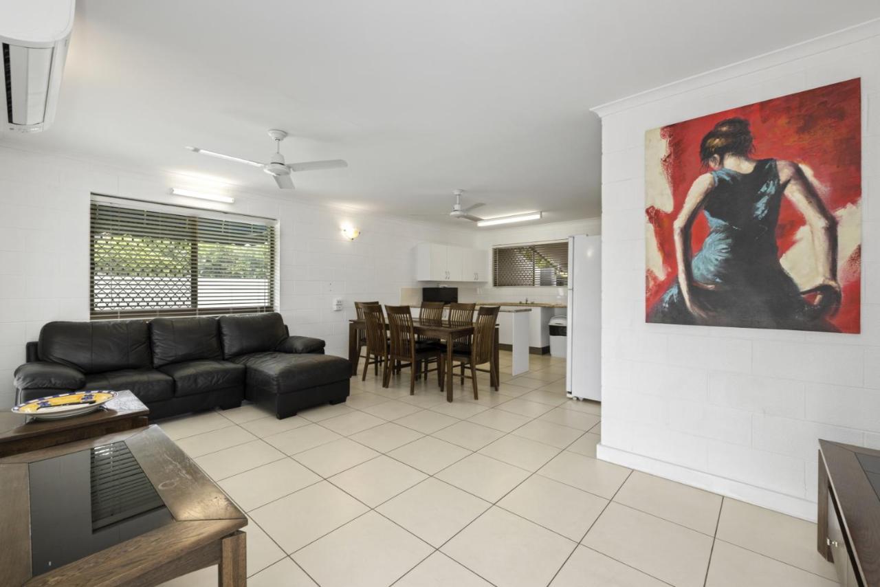 Townsville Holiday Apartments Dış mekan fotoğraf