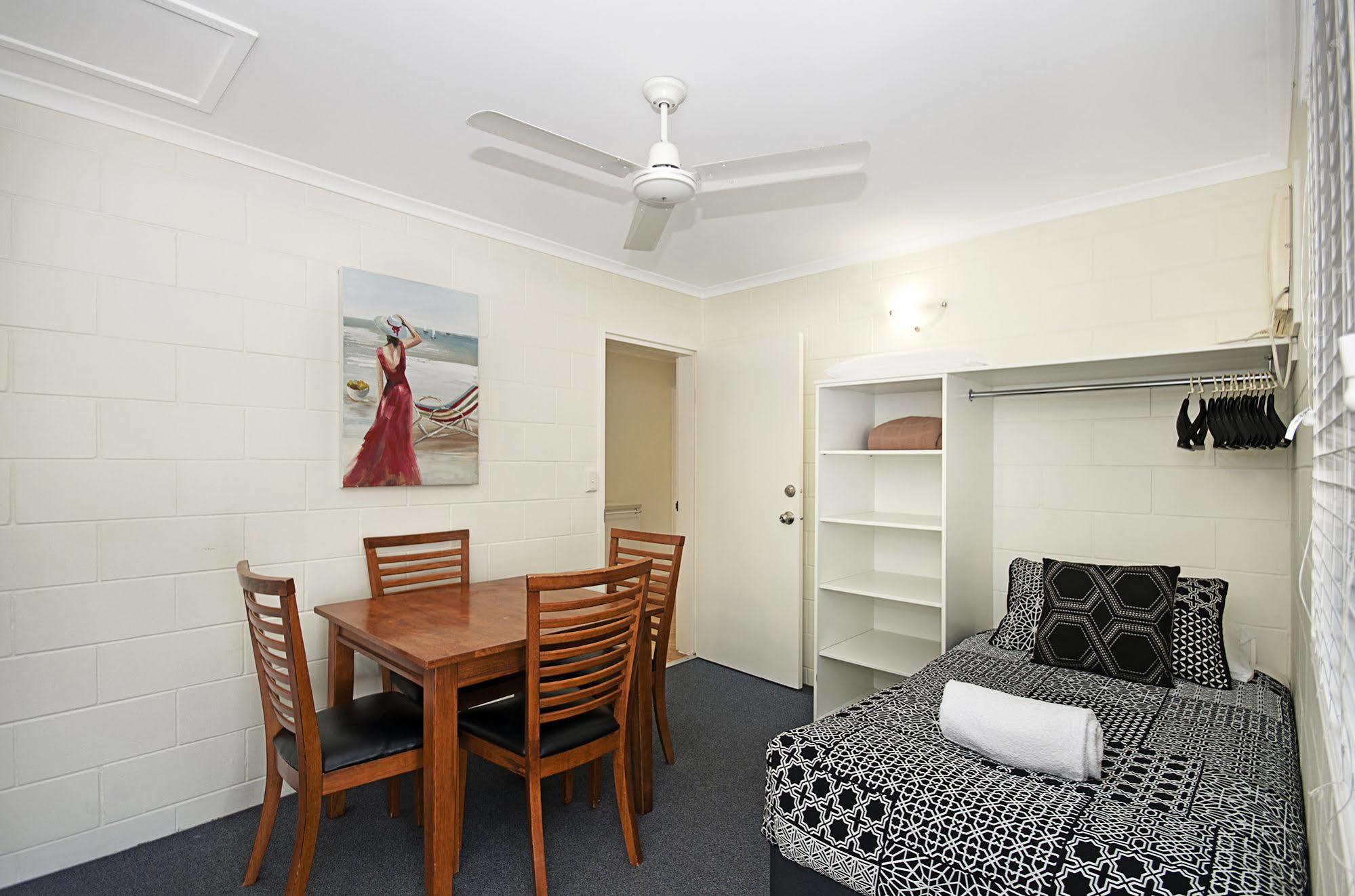 Townsville Holiday Apartments Dış mekan fotoğraf